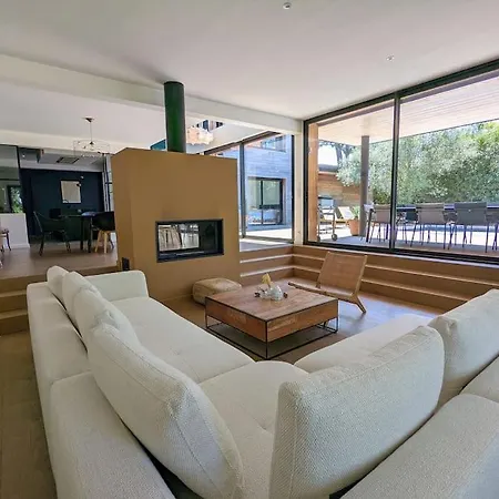 Des Pins : Maison D'architecte Avec Piscine, à 500m Des Plages, Calme Et Ensoleillée * Anglet